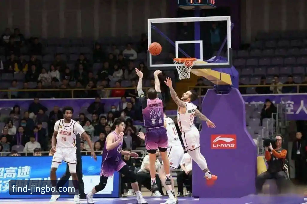 CBA季后赛G2加时激战深度评测：兰道夫33分率浙江2-0横扫宁波，竞博体育平台用户见证逆转盛宴